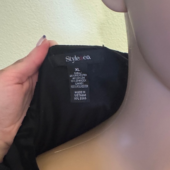 Elegant Black Velevt Long Sleeve Top Size XL - Picture 6 of 7